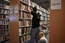 Stażyści w Bibliotece Głównej UG 