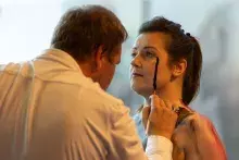 Tryptyk: Eros | Tanatos | Logos. Relacja z wernisażu wystawy i performance'u o cielesności 