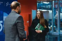 Spotkanie autorskie z Janem Hlebowiczem w Bibliotece UG – podróż w czasy odbudowy Gdańska i szkolnych wspomnień