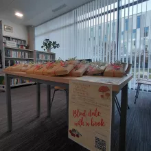„Blind Date with a Book”. Literacka przygoda w Czytelni Humanistycznej 