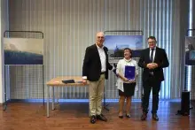 Nagrody dla wyróżnionych bibliotekarzy 
