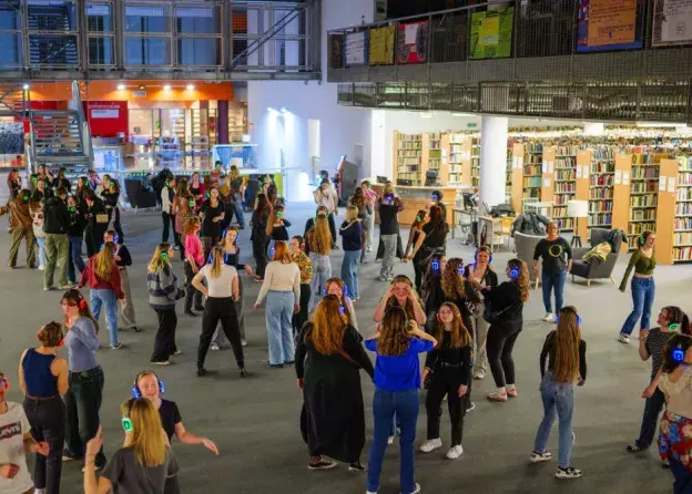 Silent Disco w Bibliotece Głównej UG