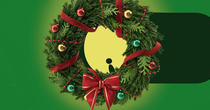 Logo Biblioteki UG: świąteczna wersja: zielona kapsuła z zielonym wieńcem na zielonym tle